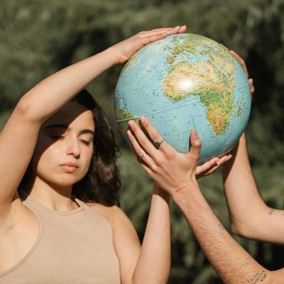 Bando per 3 premi di laurea sui temi “violenza di genere”, “pari opportunità”, “benessere organizzativo” e “discriminazione di genere”